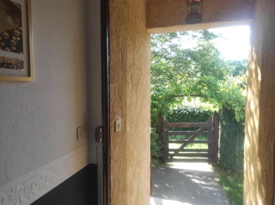 Maison Au Pied De La Montagne Aspet Esterno foto